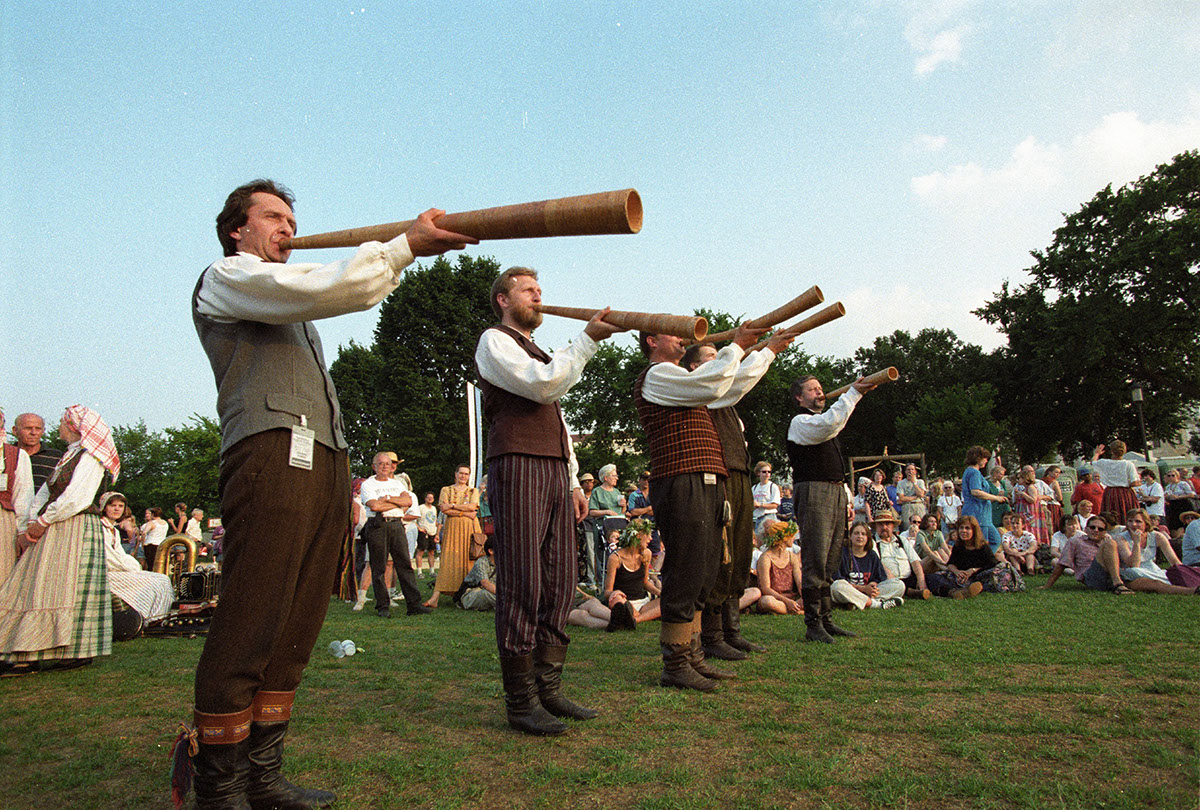 Photo from the 1998 Smithsonian Folklife Festival