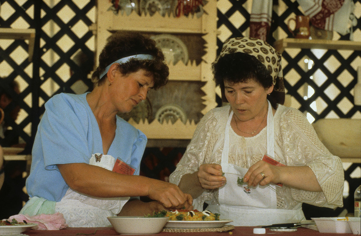 Photo from the 1999 Smithsonian Folklife Festival